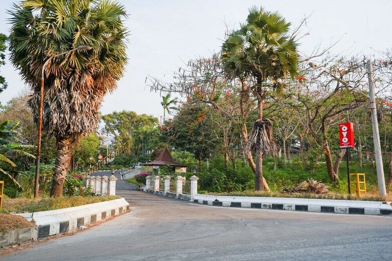 Hostal Oyo 1346 Sinergi Hotel Gresik