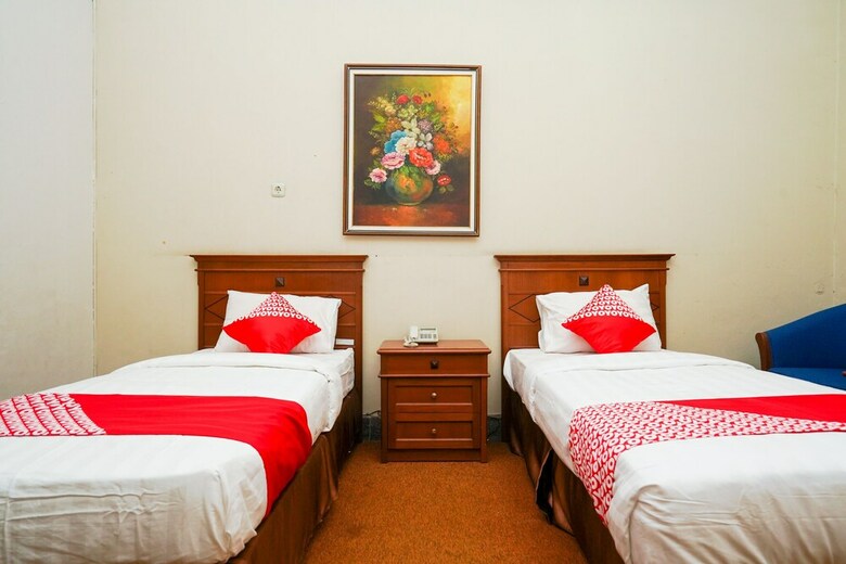 Hostal Oyo 1346 Sinergi Hotel Gresik