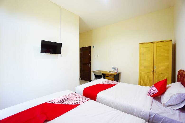 Hostal Oyo 1292 Lieke Residence