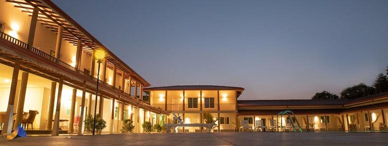 Hotel Nilakma Lagoon