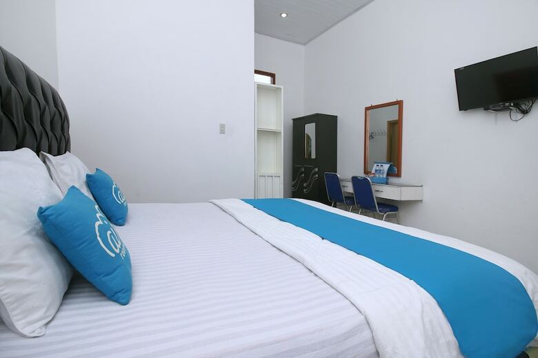 Hotel Airy Balige Tarutung 77 Silangit