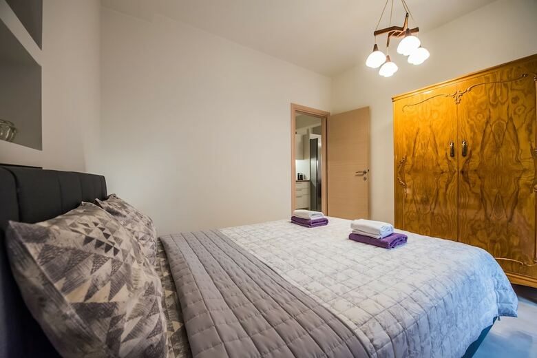 #halu! Modern Centre Apartment