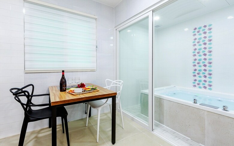 Hotel Ruhen Poolvilla