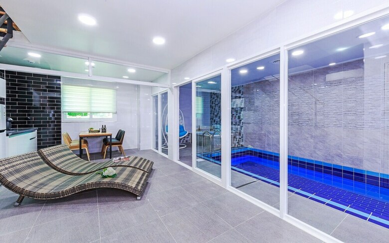 Hotel Ruhen Poolvilla