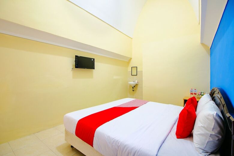 Hotel Oyo 1643 Grand Monica