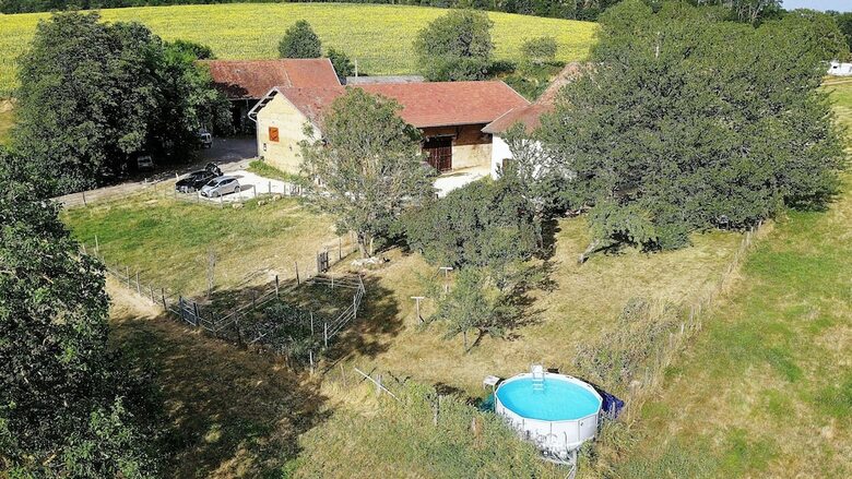 Bed & Breakfast Au Dessus De Parady