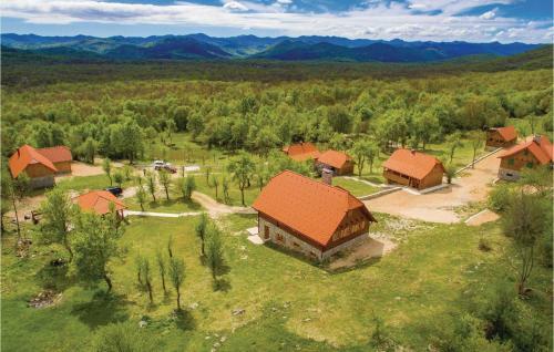 Two-bedroom Holiday Home In Perusic