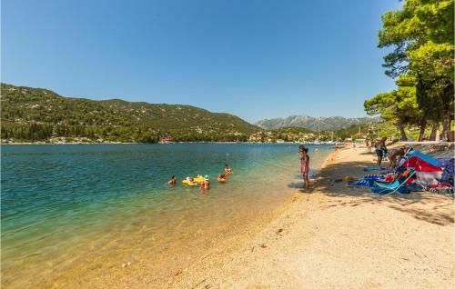 One-bedroom Apartment In Ploce