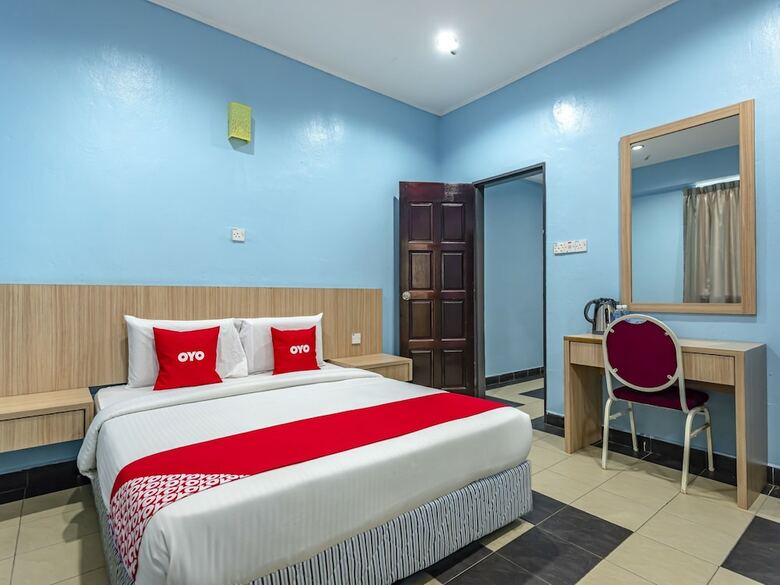 Oyo 89567 Mostyn Hotel