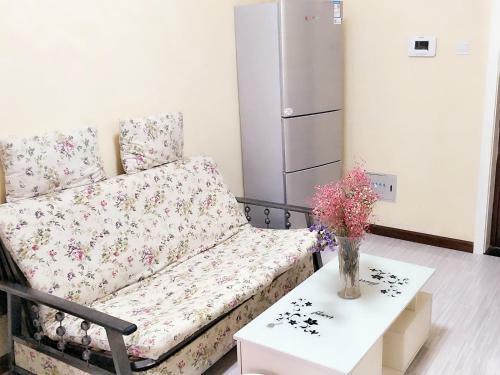 Comfort Yuexi Apartment