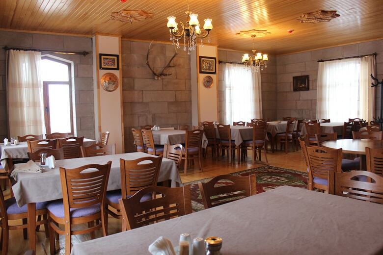 Hotel Lake Cildir Lodge
