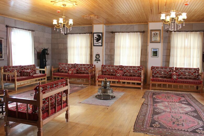 Hotel Lake Cildir Lodge