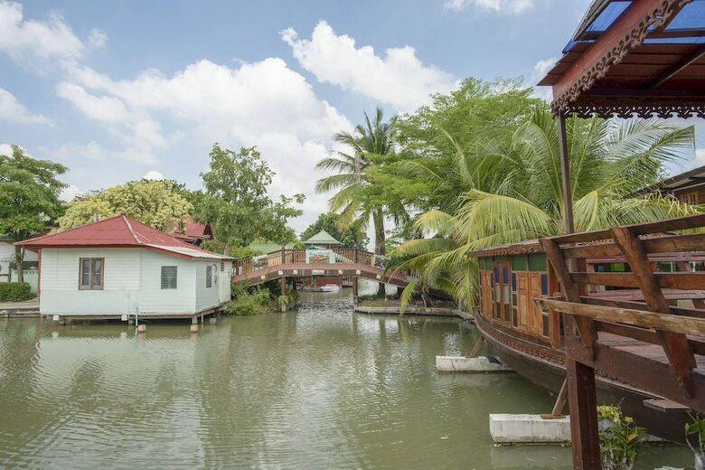 Hotel Oyo 402 Raknatee Resort