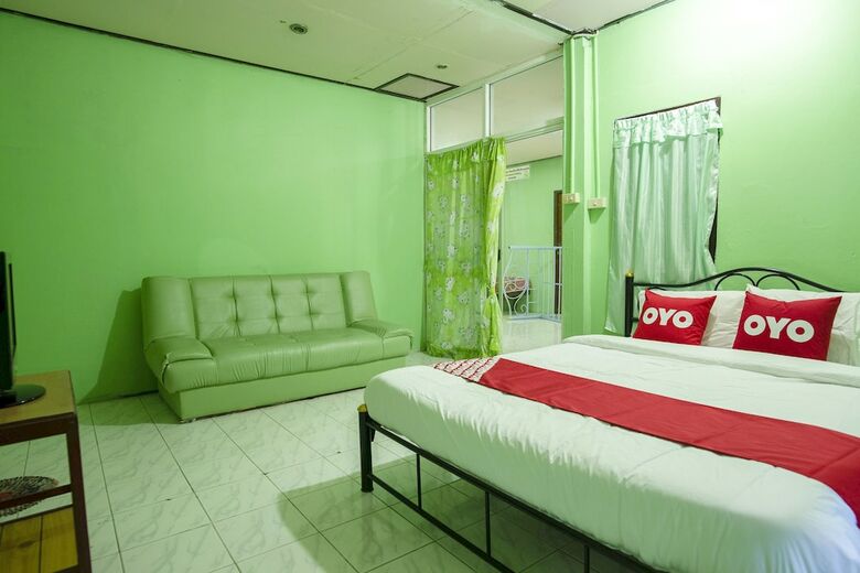 Hotel Oyo 402 Raknatee Resort