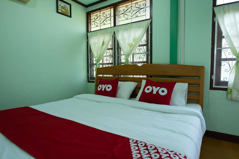 Hotel Oyo 402 Raknatee Resort