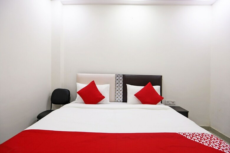 Hotel Oyo 46841 Aashiana Guest House