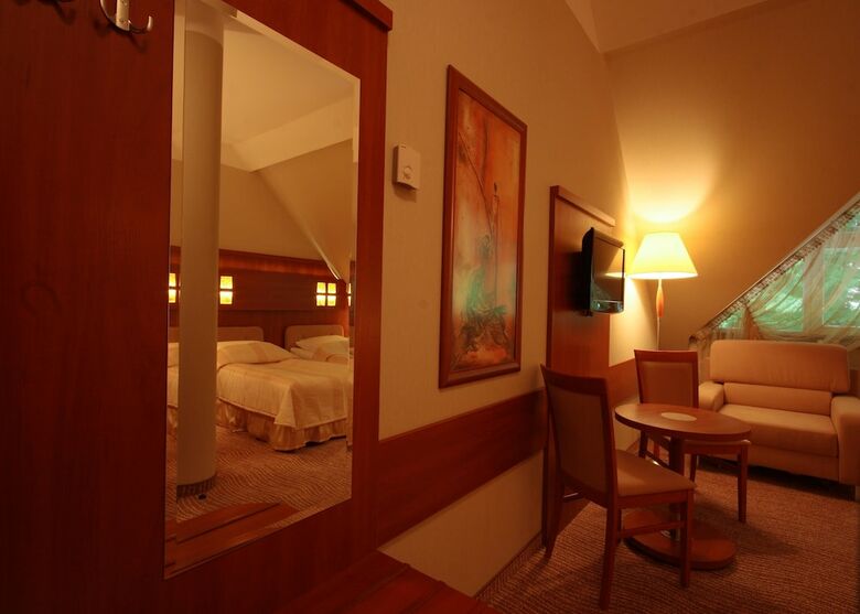 Hotel Sahara