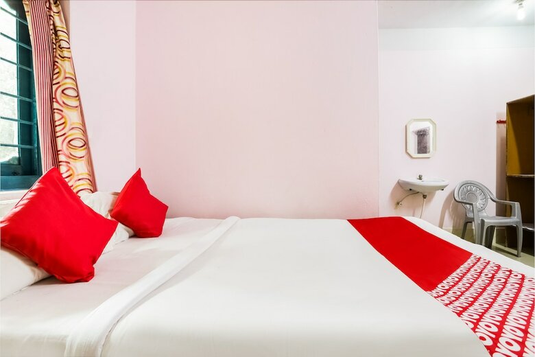 Oyo 61628 Hotel Aashna