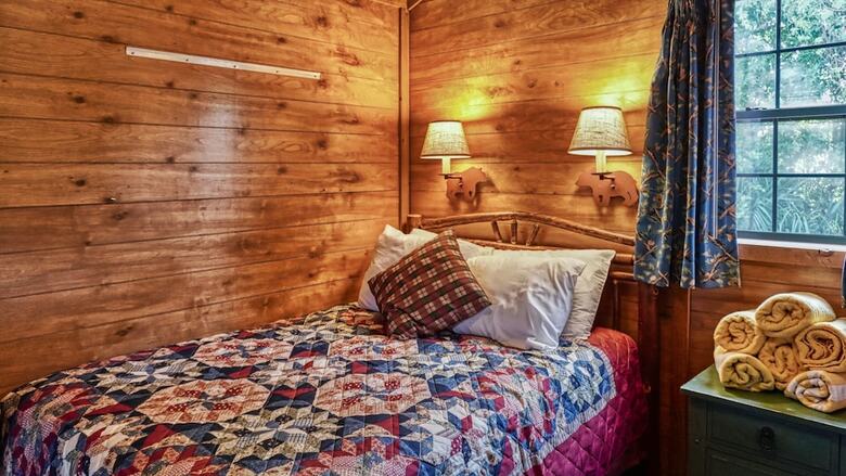 Lake Seminole Country Cabins