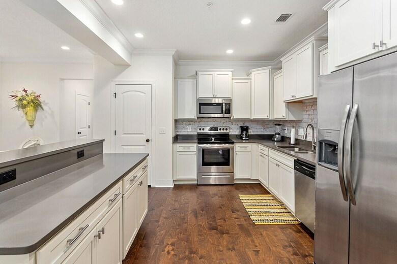 403 Mariners Circle By Hodnett Cooper