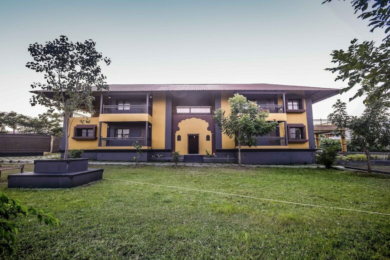 Hotel Patil Wada