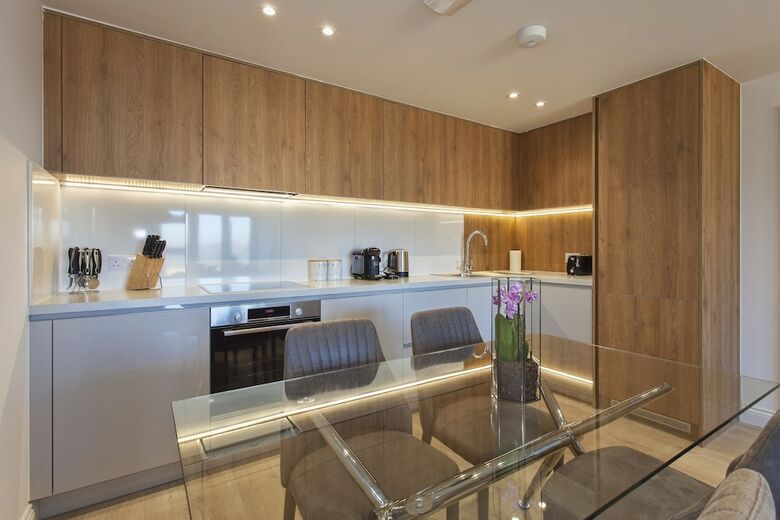 Charles Hope Apartments Heathrow South
