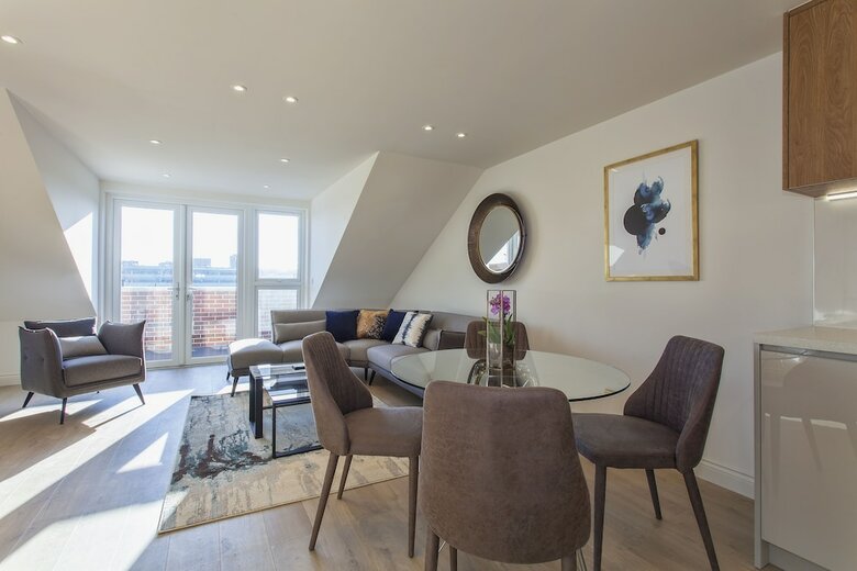 Charles Hope Apartments Heathrow South