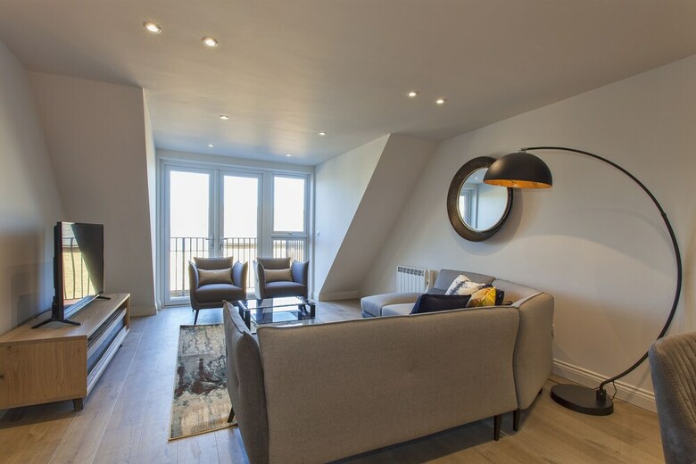 Charles Hope Apartments Heathrow South