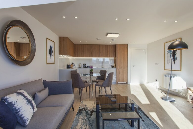 Charles Hope Apartments Heathrow South