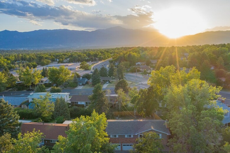 Palmer Park Trails & Space 4 Bdrm Cntrl Location