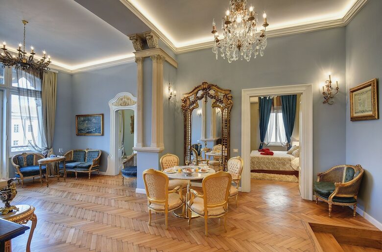 Apartamentos Demartini Palace