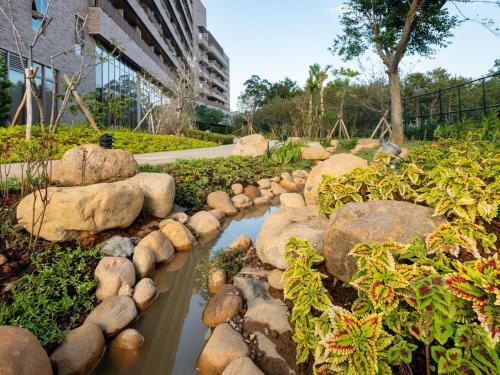 Fame Hall Garden Hotel