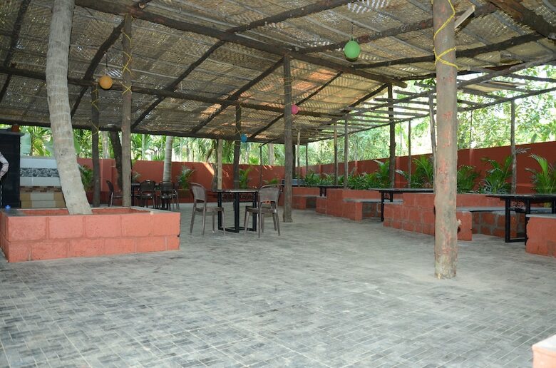 Hotel Silka Inn
