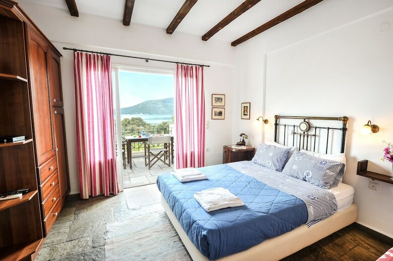 Hotel Gera's Olive Grove