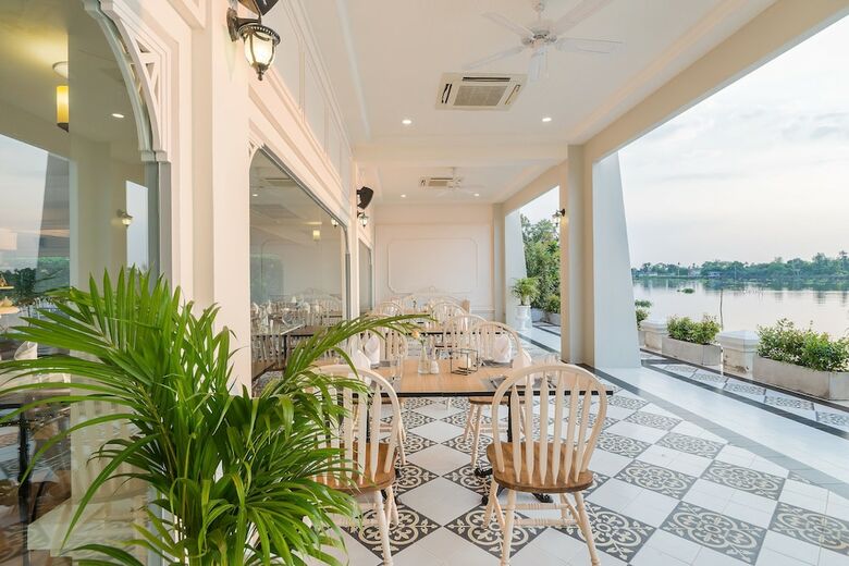 Hotel Buddy Oriental Riverside
