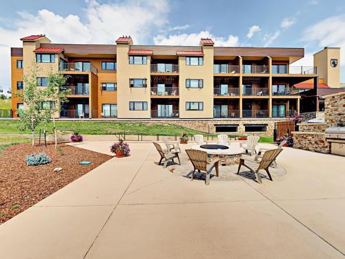 Apartamento Snow Flower Condominium Unit 212