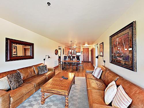 Apartamento Snow Flower Condominium Unit 212