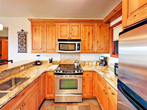 Apartamento Snow Flower Condominium Unit 212