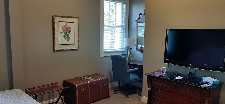 Bed & Breakfast The Summit Debary Inn