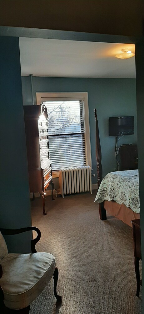 Bed & Breakfast The Summit Debary Inn