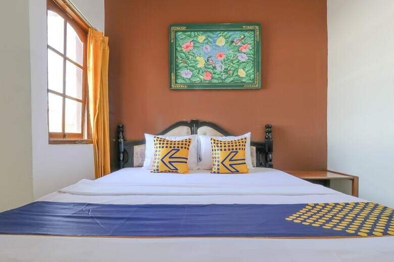 Spot On 1927 Hotel Candra Adigraha