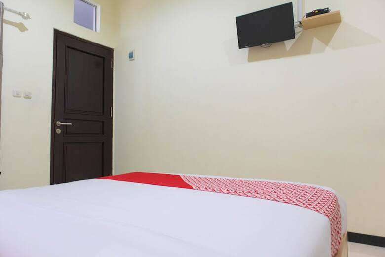 Hotel Oyo 1681 The Kost Tdm 2