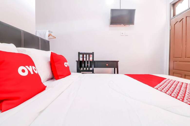 Hotel Oyo 1356 Gusti Residence