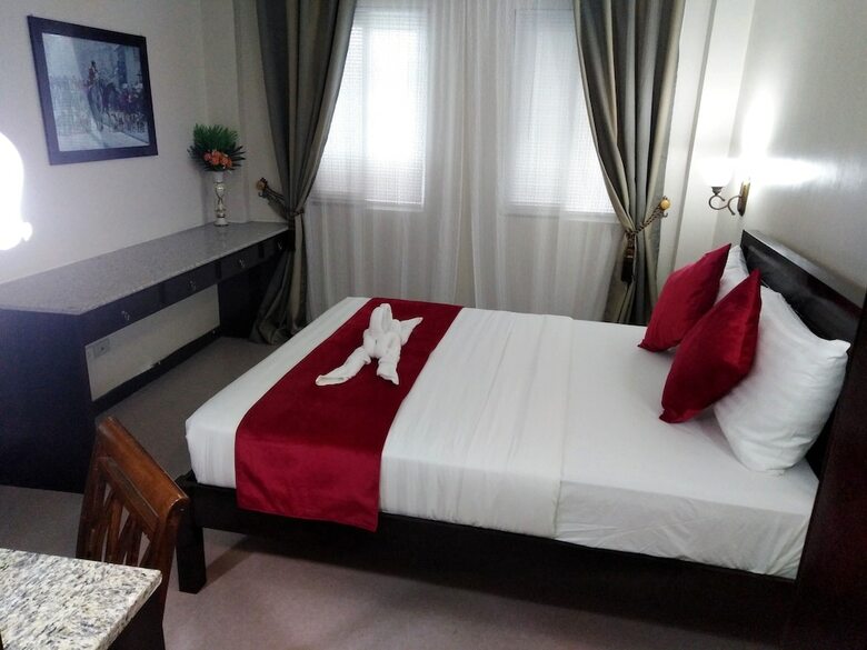 Hotel Venezia Suites Iloilo