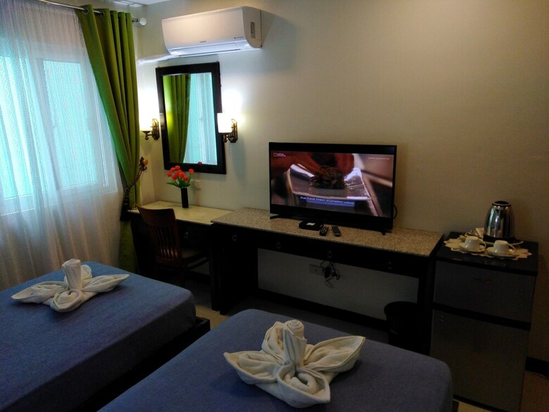 Hotel Venezia Suites Iloilo