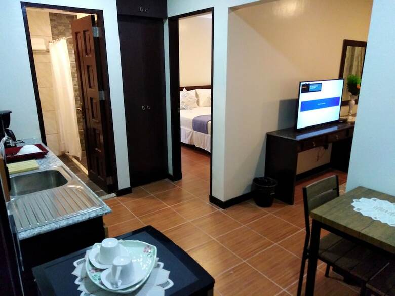 Hotel Venezia Suites Iloilo