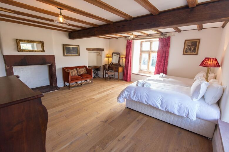 Villa Haile Hall Private Wing 4 Ensuite Bedrms