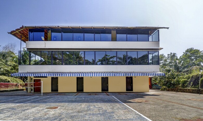 Hotel Treebo Trend Pratham Inn Resorts