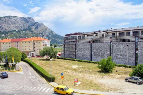Apartments With Wifi Omis - 2757