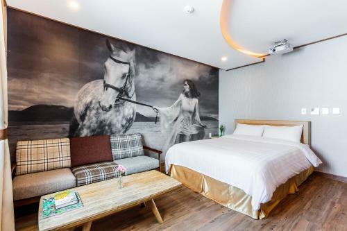 Rex Hotel